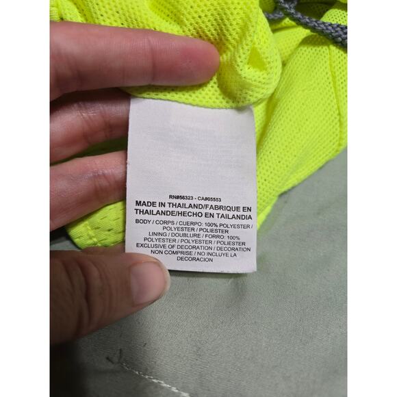 Nike large boys neon yellow basketball shorts - Picture 4 of 6